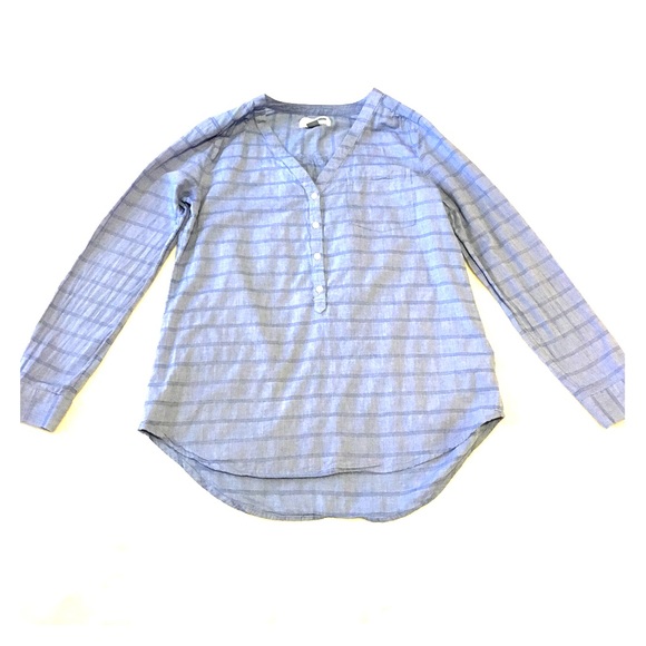 Old Navy Tops - Old Navy tunic size small petite blue